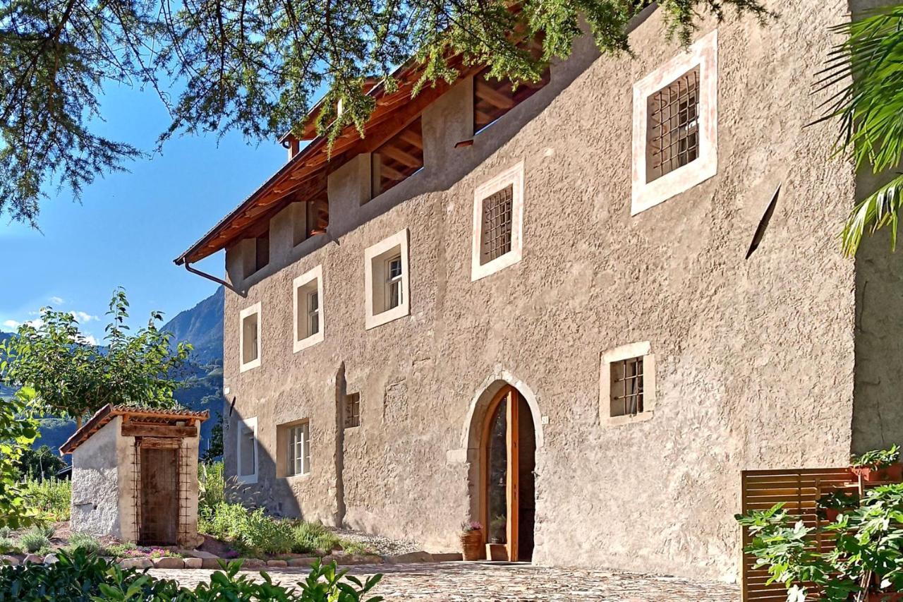 St. Vigilius Modern Historic Apartments Nalles Exterior photo